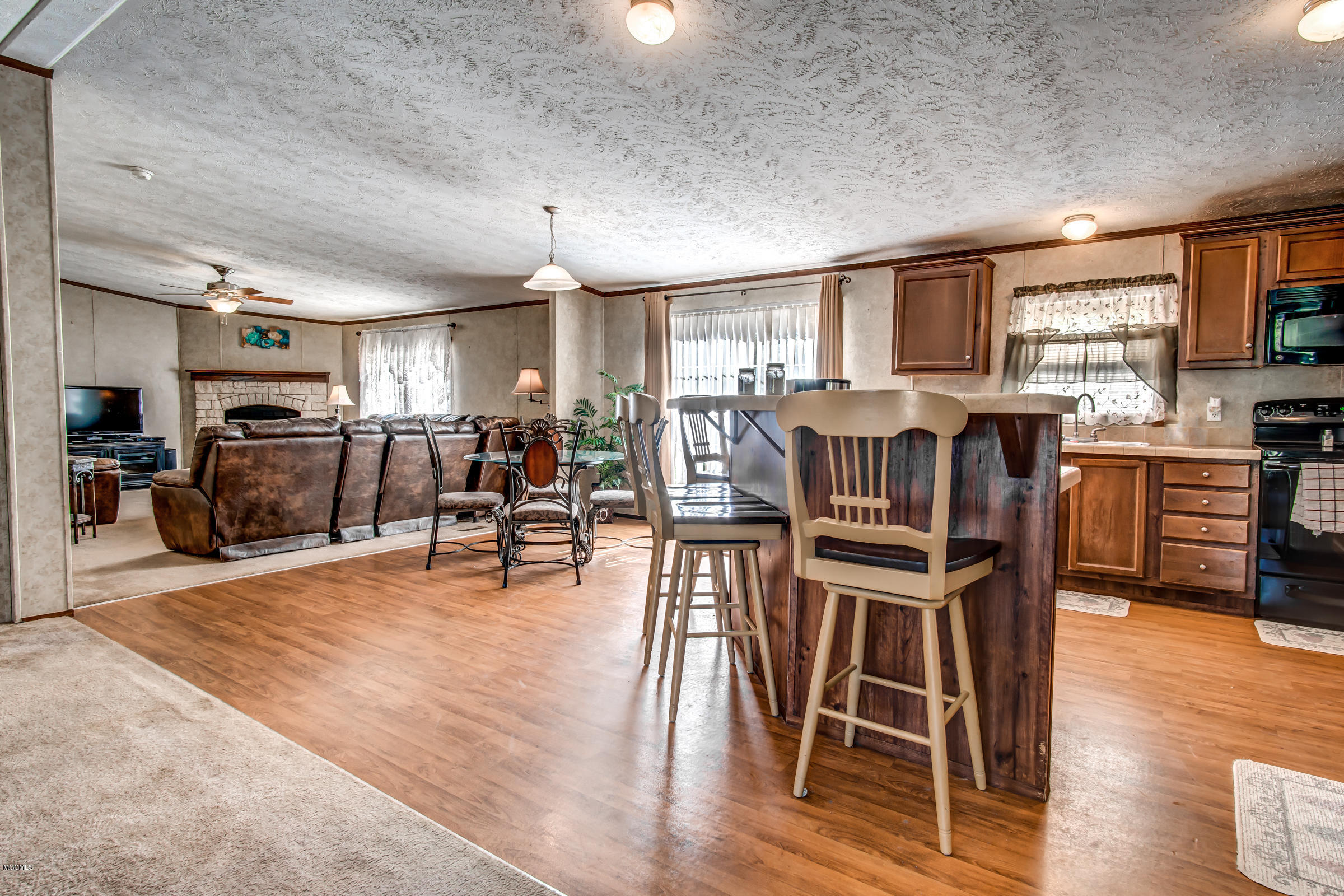 17408 Carlton Cuevas Road Gulfport, MS 39503 - Photo 5 of 48 DSC06654_5_6_7_8