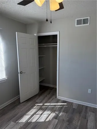 $1,250 | 3701 Houma Boulevard, Unit 101, Metairie, LA 70006