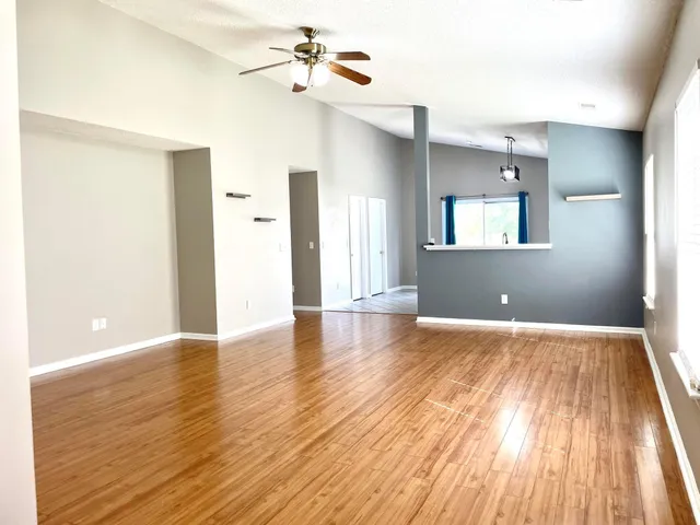 $2,200 | 118 Dundalk Court, Goose Creek, SC 29445