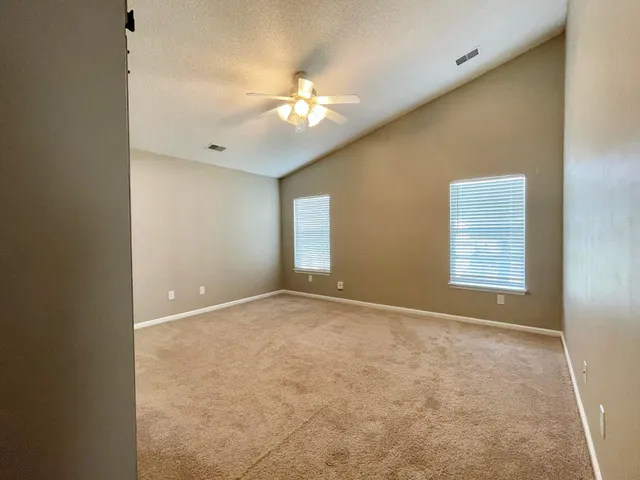 $2,200 | 118 Dundalk Court, Goose Creek, SC 29445