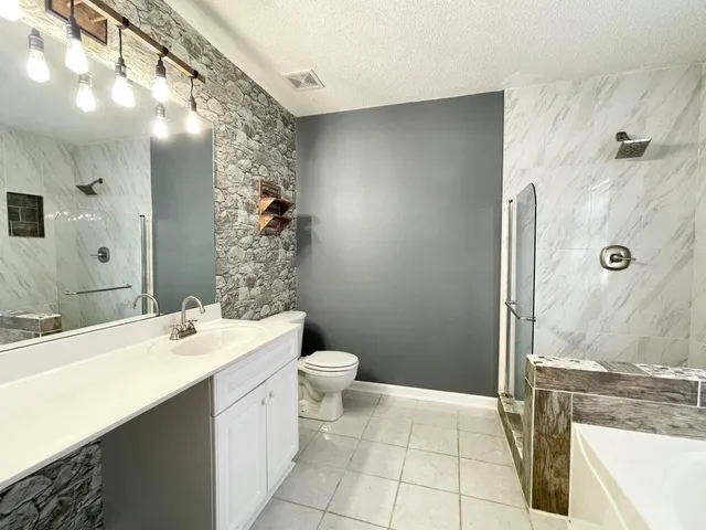 $2,200 | 118 Dundalk Court, Goose Creek, SC 29445