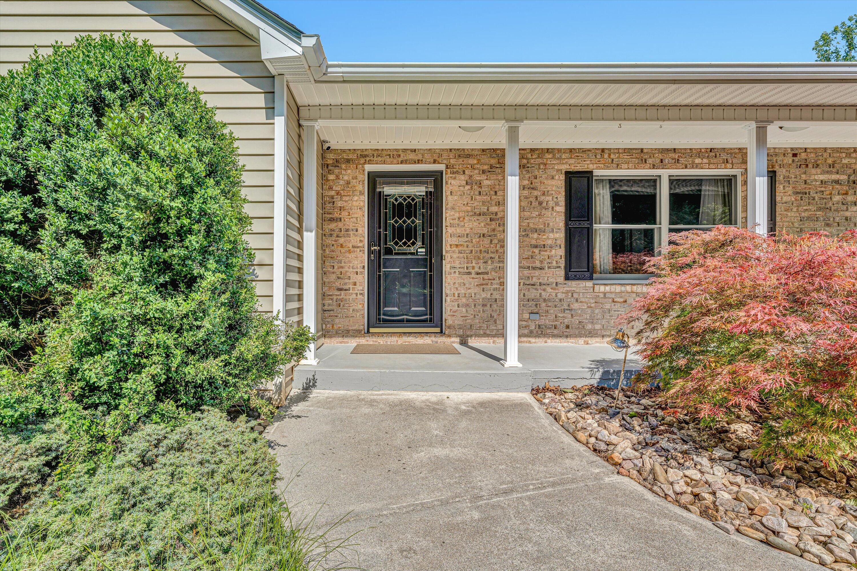 395 Middle Valley Road Hardy, VA 24101 - Photo 5 of 66 05-DSC00145