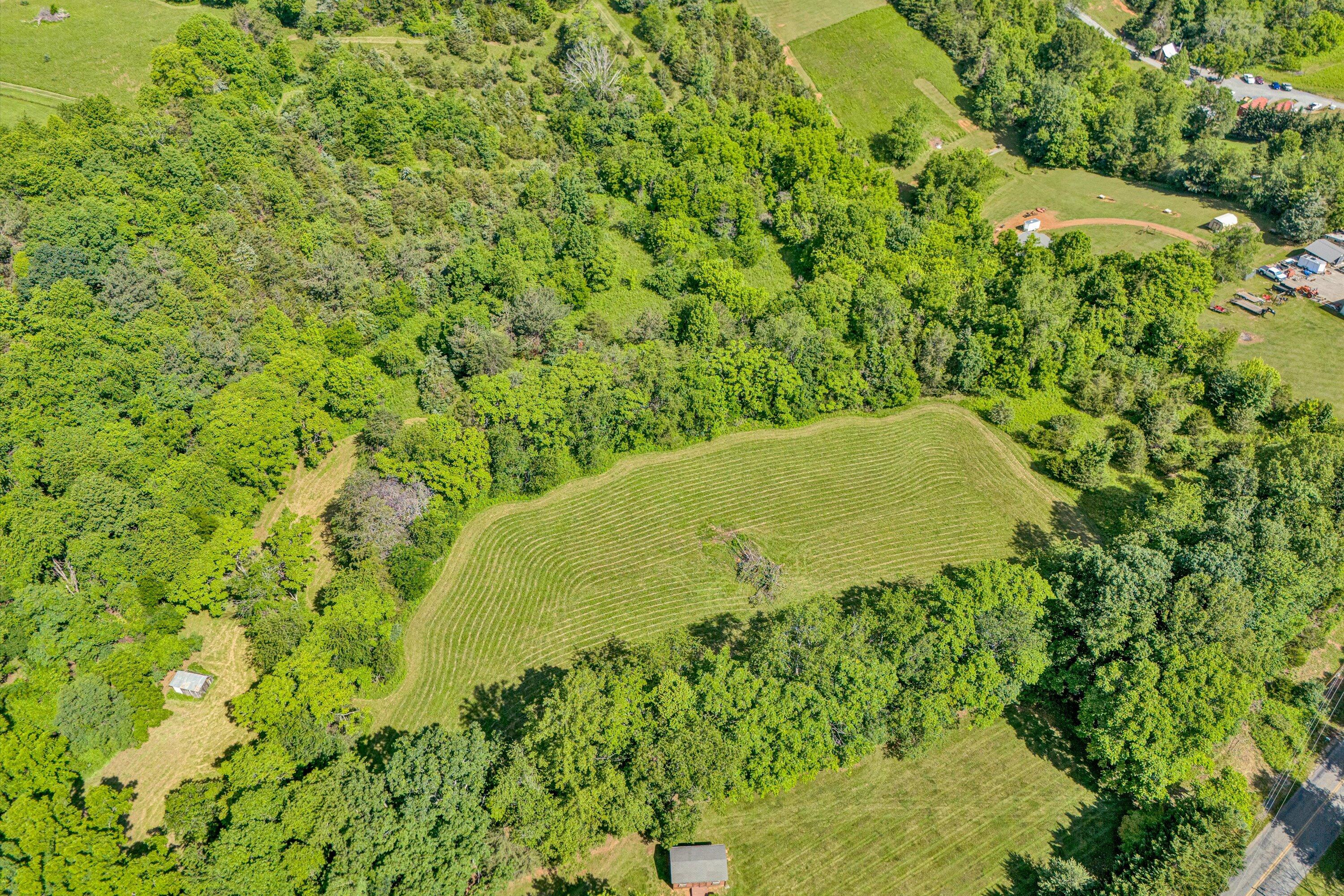 395 Middle Valley Road Hardy, VA 24101 - Photo 61 of 66 61-DJI_20250602103555_0007