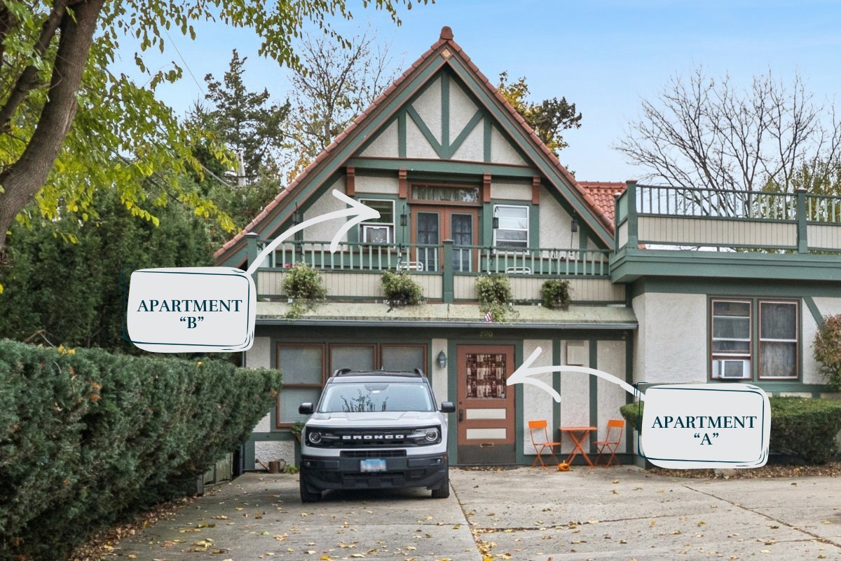 305 Oregon Avenue West Dundee, IL 60118 - Photo 35 of 68 a front view of a house with garden
