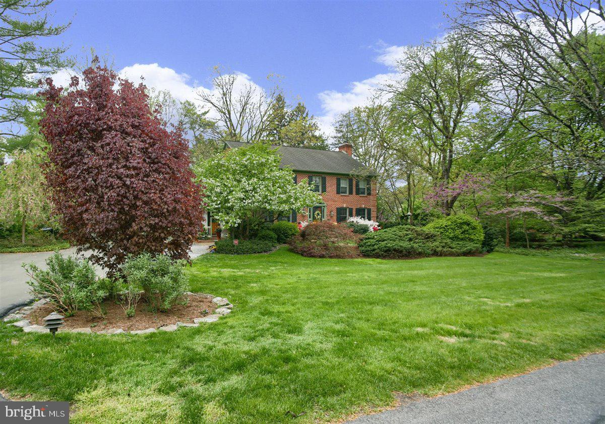 1328 Valley Road Lancaster, PA 17603 - Photo 3 of 46 Gallery Image 3