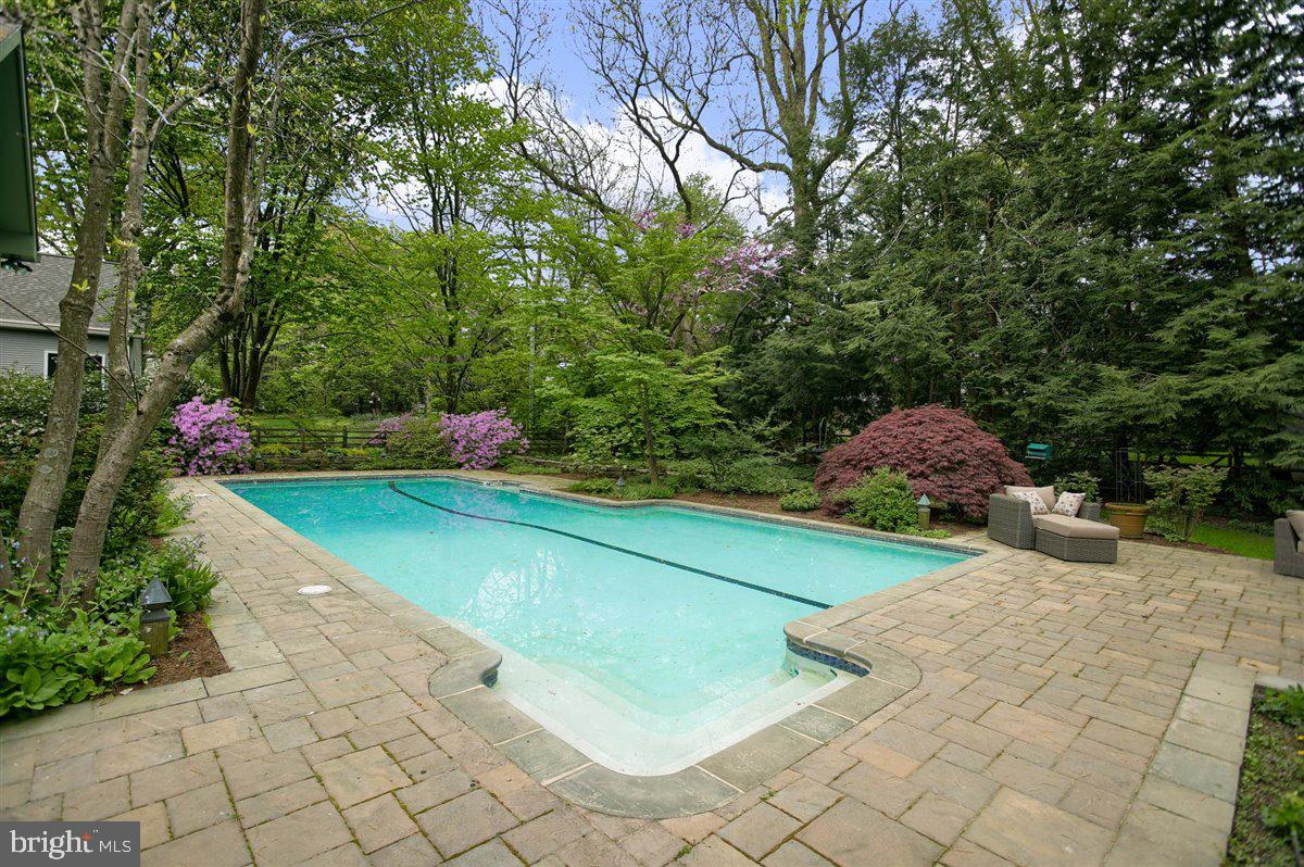 1328 Valley Road Lancaster, PA 17603 - Photo 35 of 46 Gallery Image 35