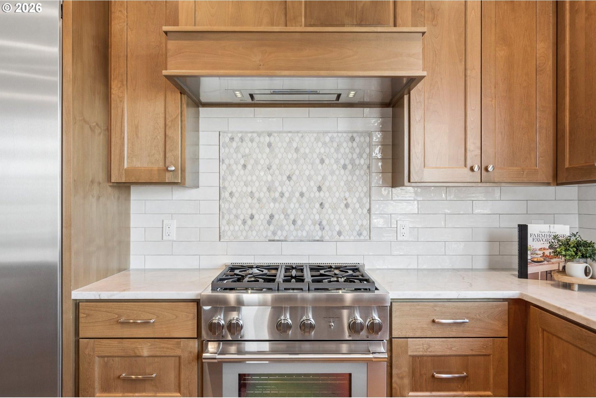 13401 Southwest Mountain Ridge Court Portland, OR 97224 - Photo 14 of 48 Kitchen