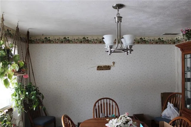 $250,000 | 2516 West 4th Street, Pittsburg, KS 66762