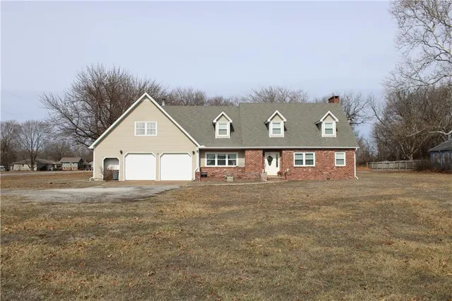 $250,000 | 2516 West 4th Street, Pittsburg, KS 66762