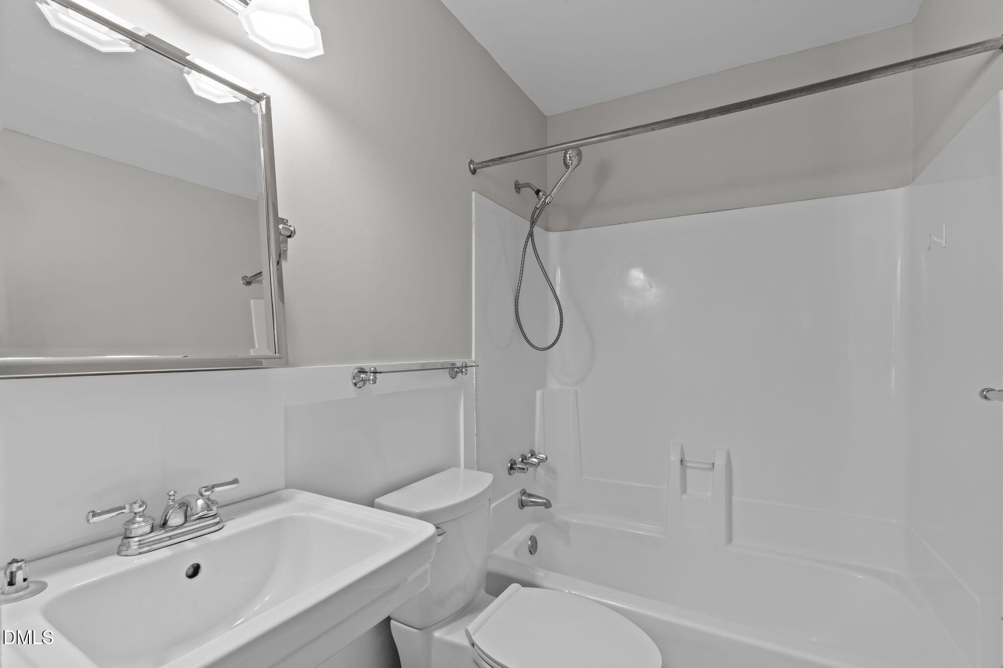 2208 Stafford Avenue Raleigh, NC 27607 - Photo 12 of 30 A-9