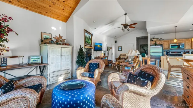 $678,000 | 23 Cottage Park East, Unit 21 & 22, Camdenton, MO 65020