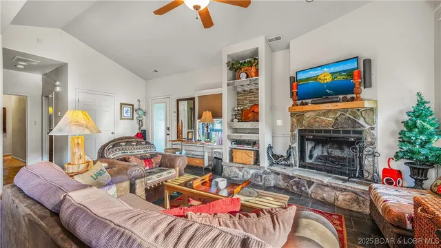 $678,000 | 23 Cottage Park East, Unit 21 & 22, Camdenton, MO 65020