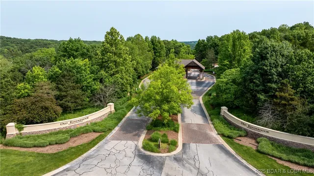 $678,000 | 23 Cottage Park East, Unit 21 & 22, Camdenton, MO 65020