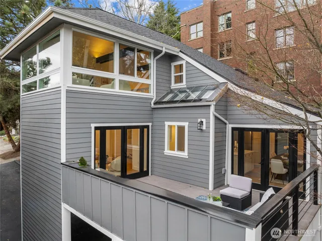 $2,995,000 | 1014 4th Avenue North, Seattle, WA 98109