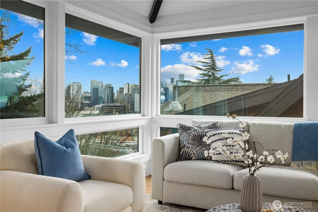 $2,995,000 | 1014 4th Avenue North, Seattle, WA 98109