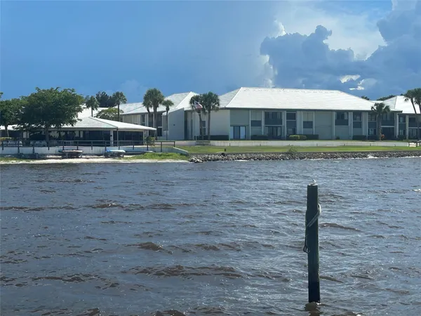 $489,900 | 175 Southeast St Lucie Boulevard, Unit E125, Stuart, FL 34996