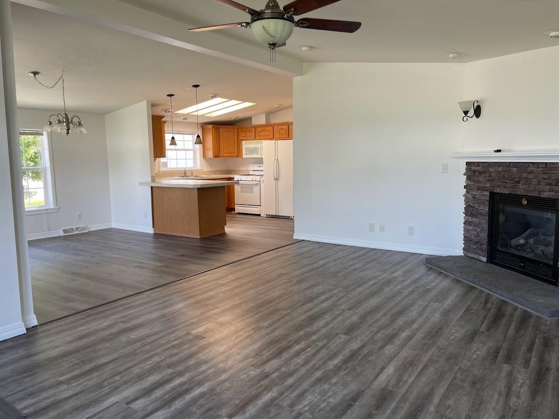 14 Sawmill Ridge Sandown, NH 03873 - Photo 5 of 29