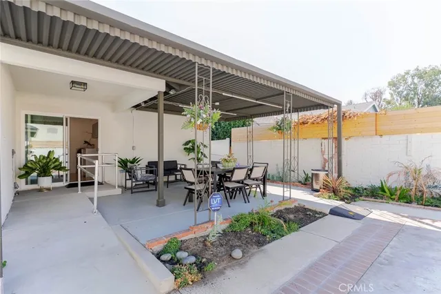 a view of outdoor space yard and patio