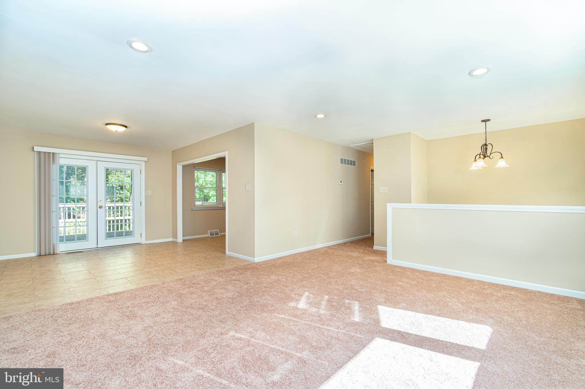 3301 Humpton Road Thorndale, PA 19372 - Photo 8 of 30 Living Room