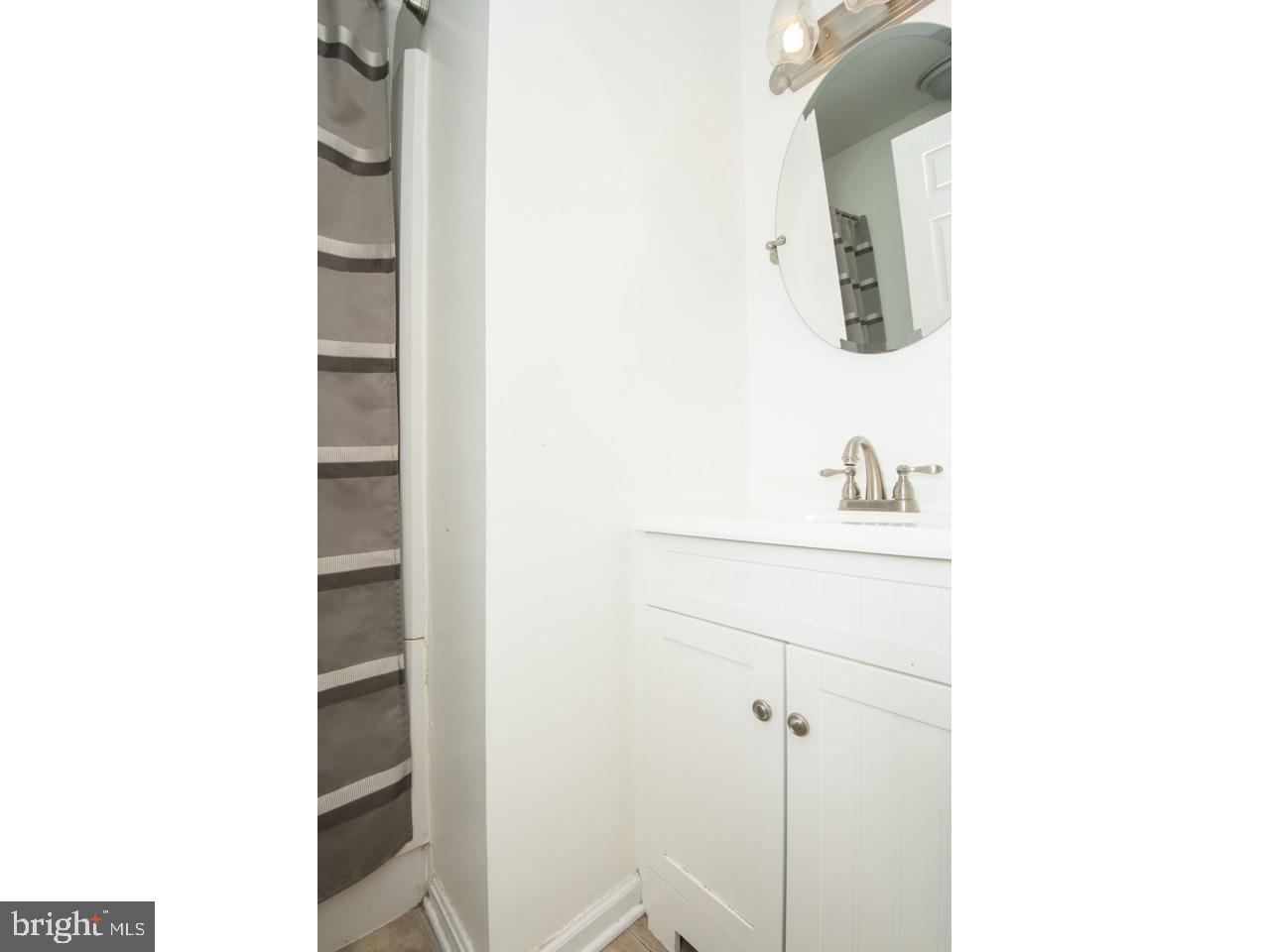 415 Spring Ridge Court Sterling, VA 20164 - Photo 39 of 49 Hall Bathroom