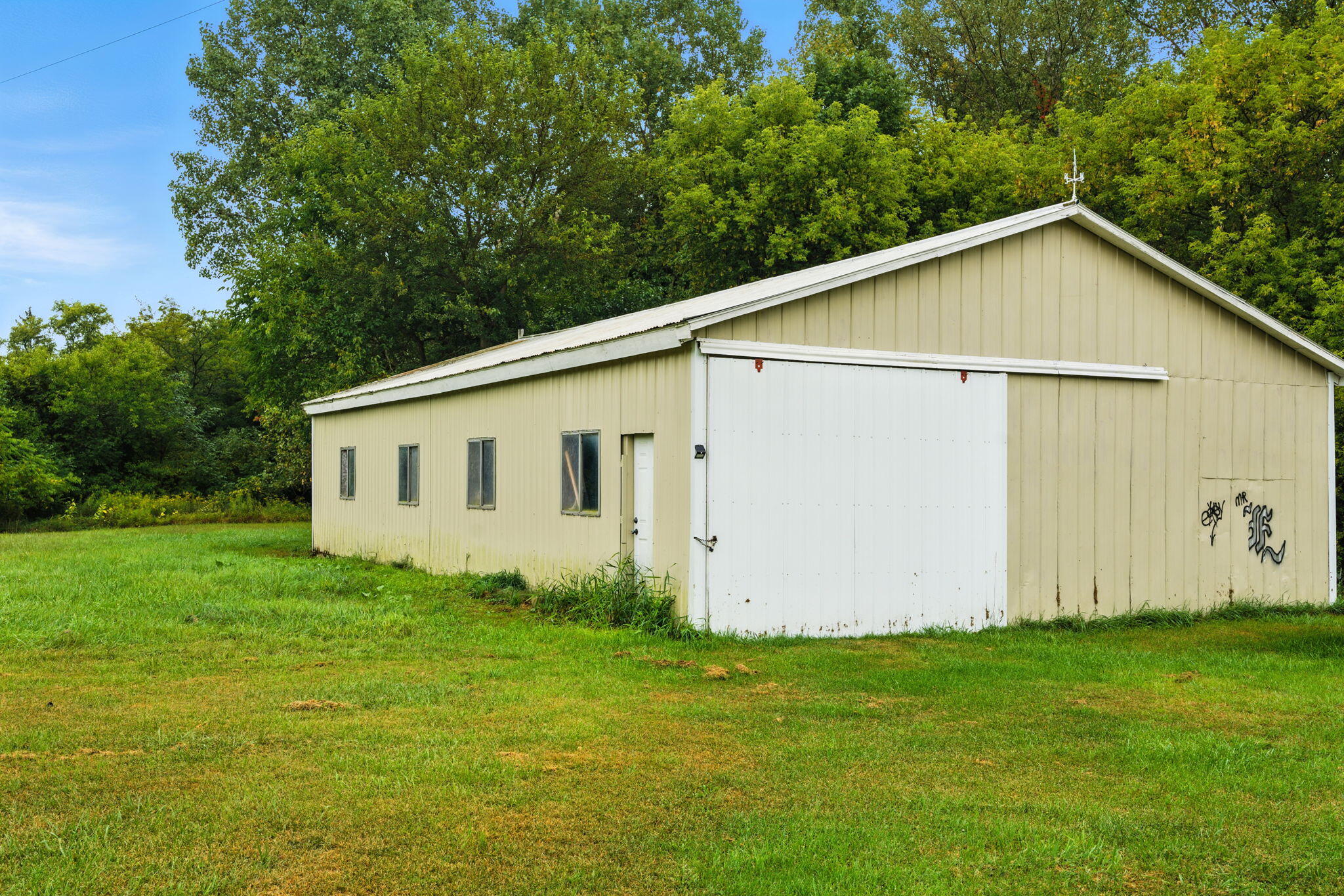 15885 McClellan Road Springport, MI 49284 - Photo 9 of 21 Pole Barn