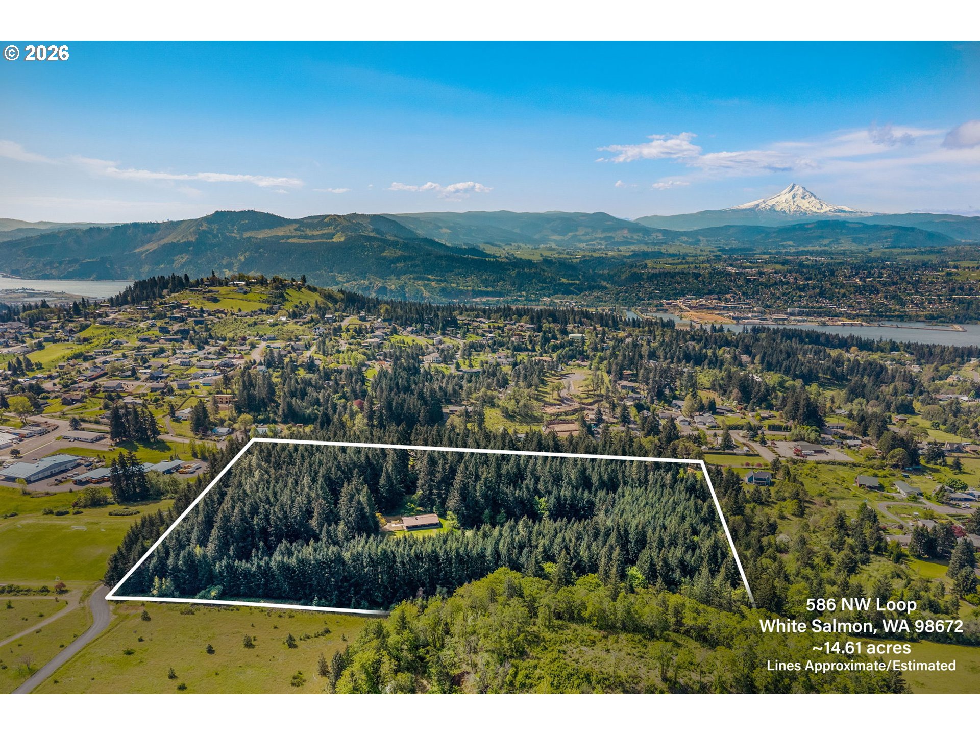 586 Northwest Loop Road White Salmon, WA 98672 - Photo 1 of 48 a view of a city