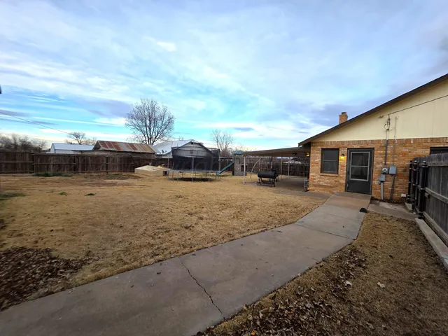 $224,000 | 501 North Houston Street, Shamrock, TX 79079