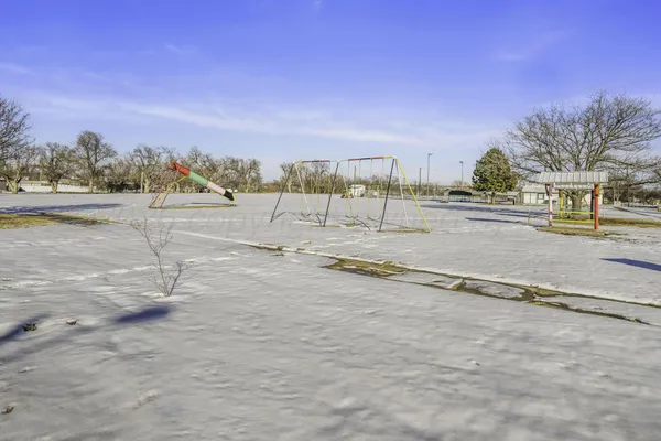 $195,000 | 501 North Houston Street, Shamrock, TX 79079