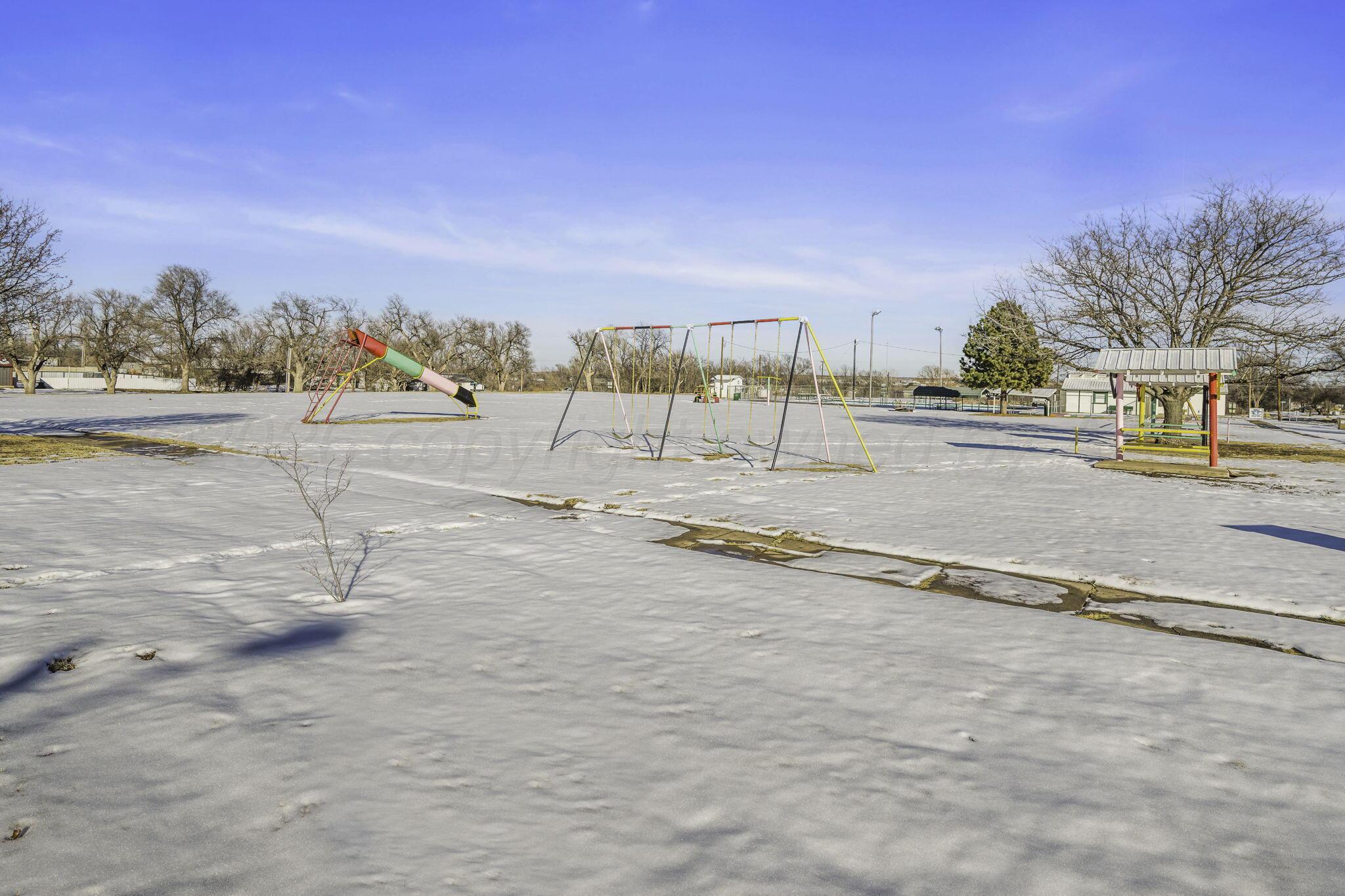 501 North Houston Street Shamrock, TX 79079 - Photo 6 of 24 501 N Houston St 06