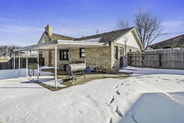 $195,000 | 501 North Houston Street, Shamrock, TX 79079