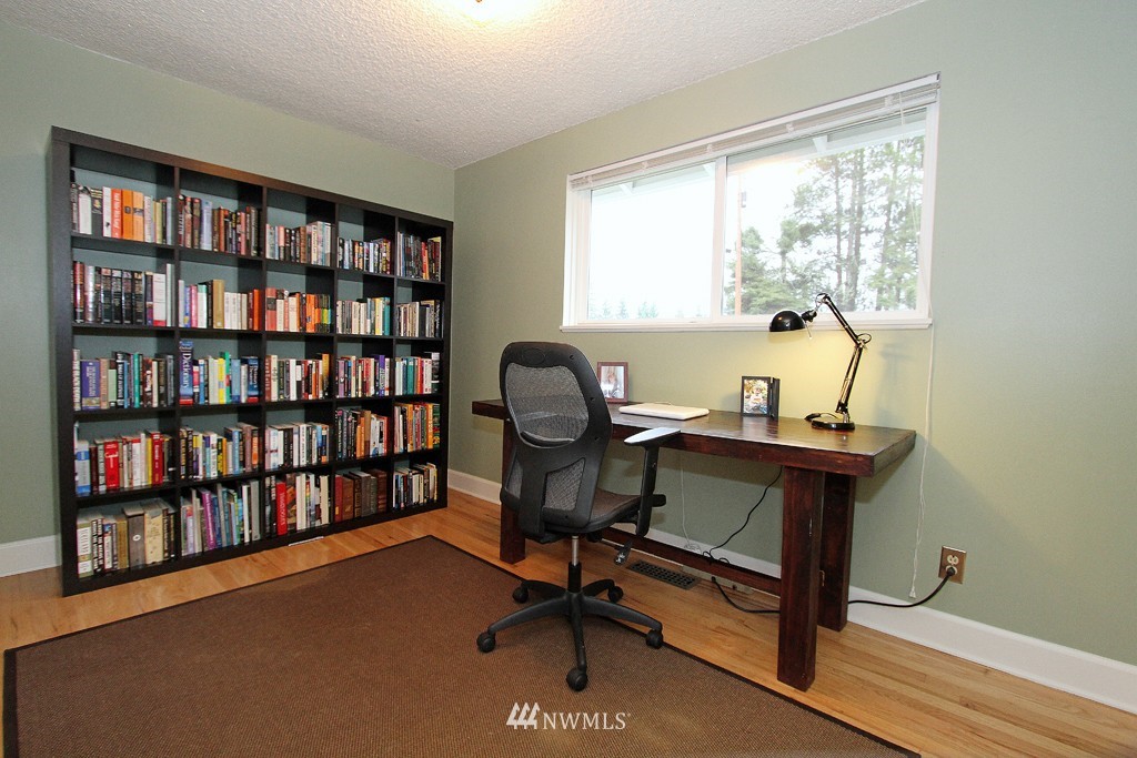 8837 Northeast 187th Street Bothell, WA 98011 - Photo 13 of 21 Gallery Image 13