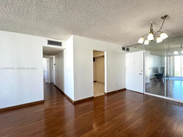 $2,699 | 2801 Northeast 183rd Street, Unit 1914W, Aventura, FL 33160