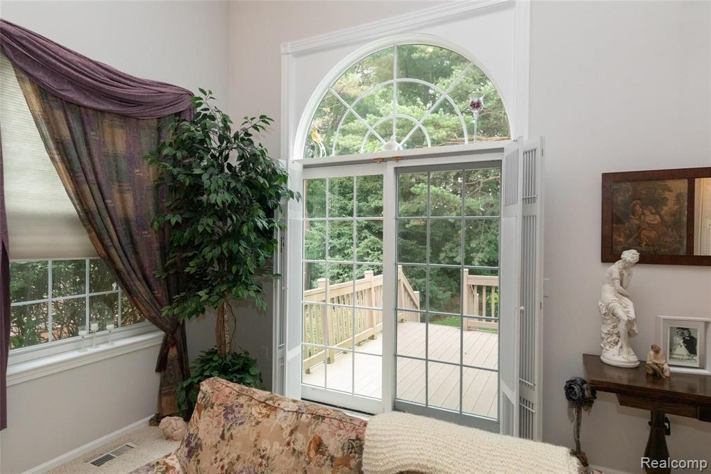 6560 Summit Ridge, Unit 38 Clarkston, MI 48346 - Photo 13 of 70