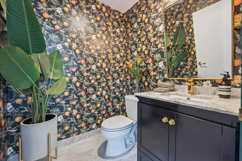 $875,000 | 1717 North Halsted Street, Unit C, Chicago, IL 60614