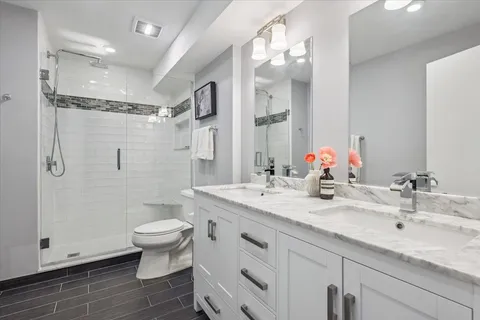 $875,000 | 1717 North Halsted Street, Unit C, Chicago, IL 60614