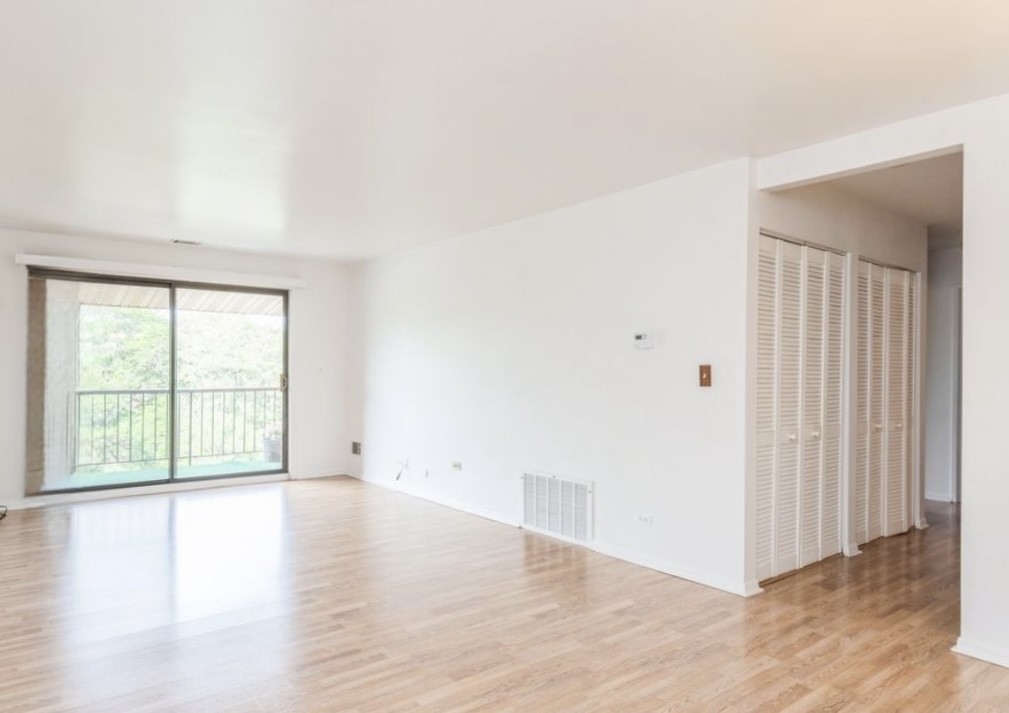 709 79th Street, Unit 401 Darien, IL 60561 - Photo 4 of 11