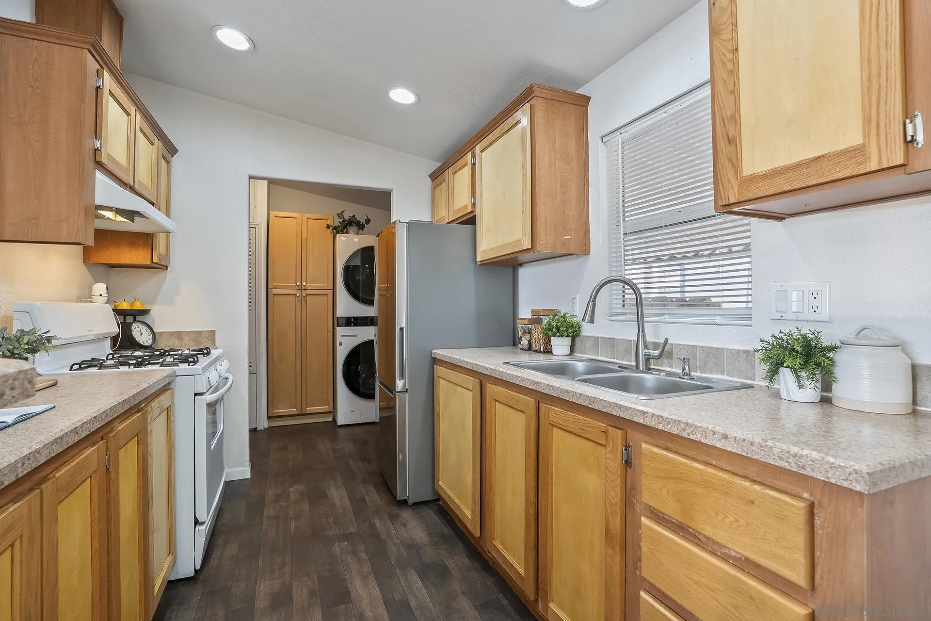 10707 Jamacha Spring Valley, Unit SPC 241 Spring Valley, CA 91978 - Photo 13 of 40 Gallery Image 13