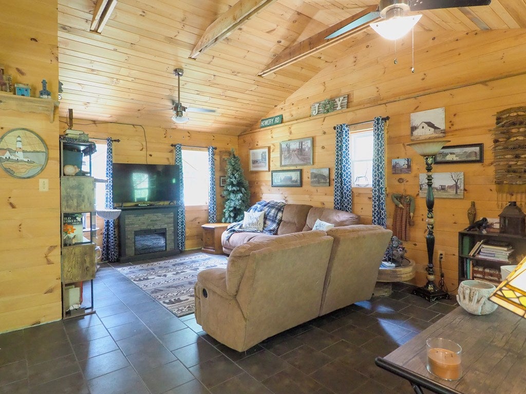 503 High Point Road Woodlawn, VA 24381 - Photo 18 of 29 Gallery Image 18