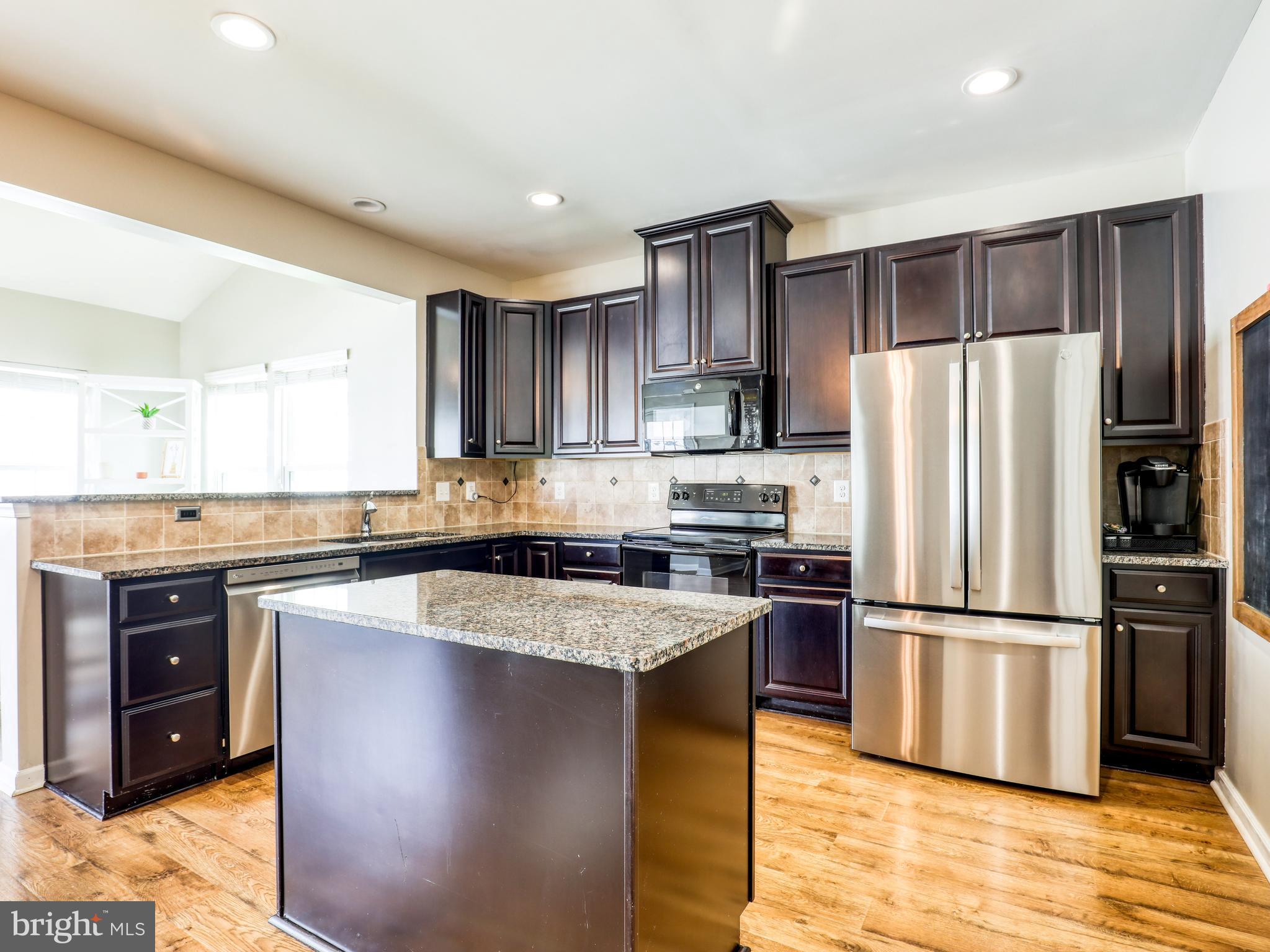 73 Overbrook Road Ranson, WV 25438 - Photo 19 of 56 Granite Countertops