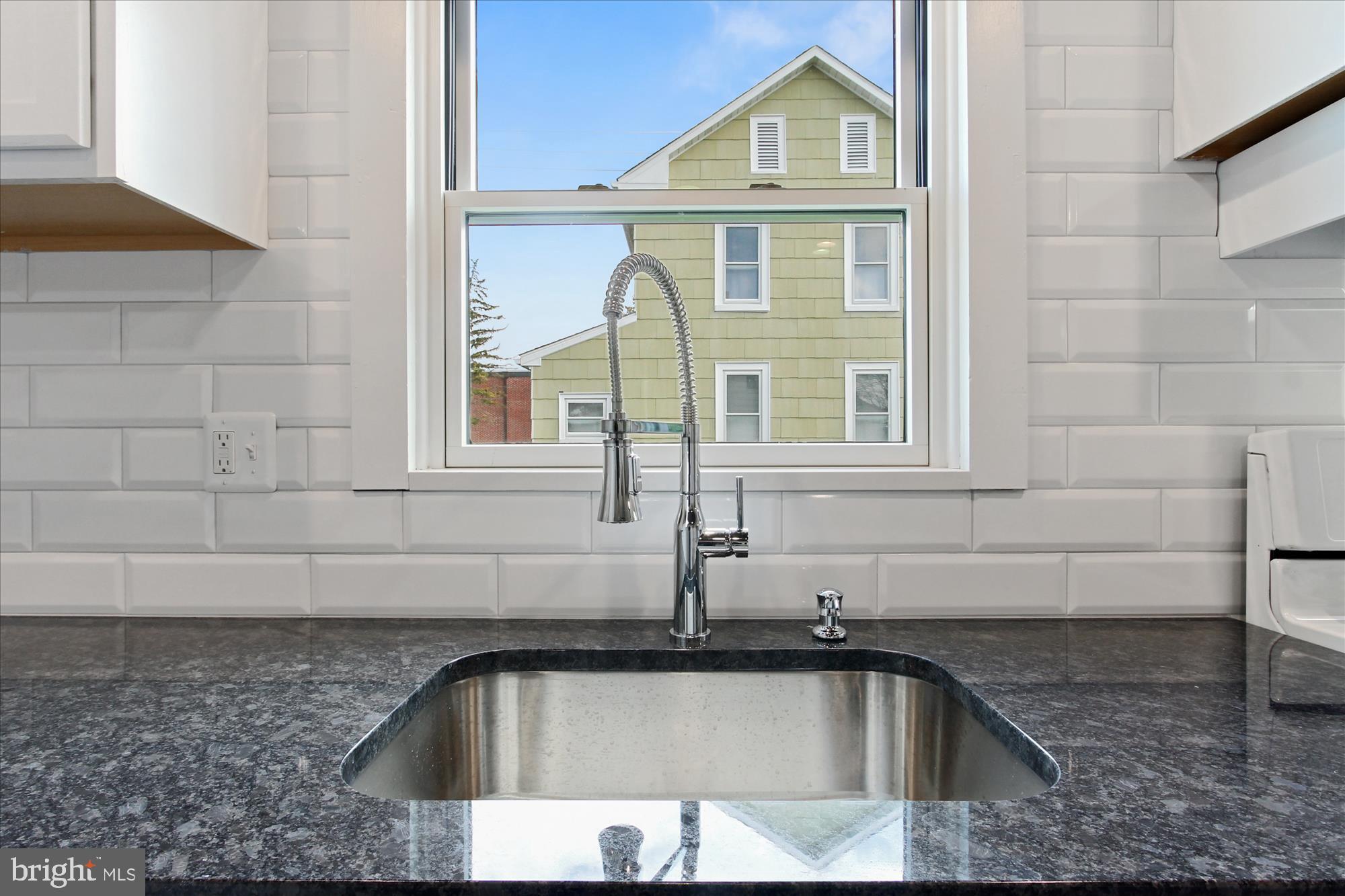 367 Maple Avenue Hanover, PA 17331 - Photo 10 of 30 Granite Kitchen Counter Top Undermount Sink
