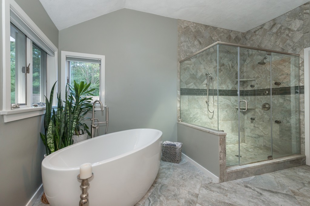 739 C Main Street Boxford, MA 01921 - Photo 15 of 30 Gallery Image 15