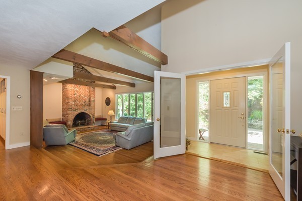 739 C Main Street Boxford, MA 01921 - Photo 5 of 30 Gallery Image 5