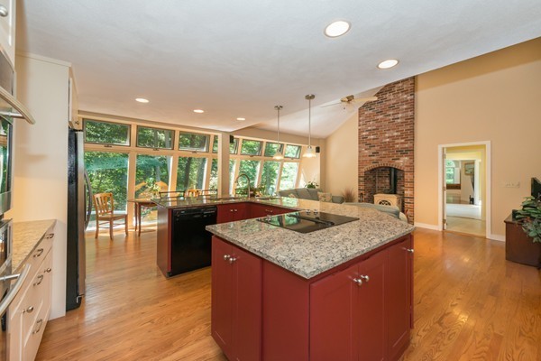 739 C Main Street Boxford, MA 01921 - Photo 8 of 30 Gallery Image 8