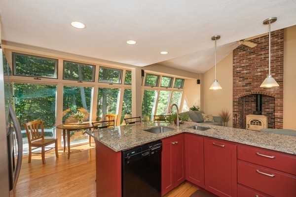 739 C Main Street Boxford, MA 01921 - Photo 9 of 30 Gallery Image 9