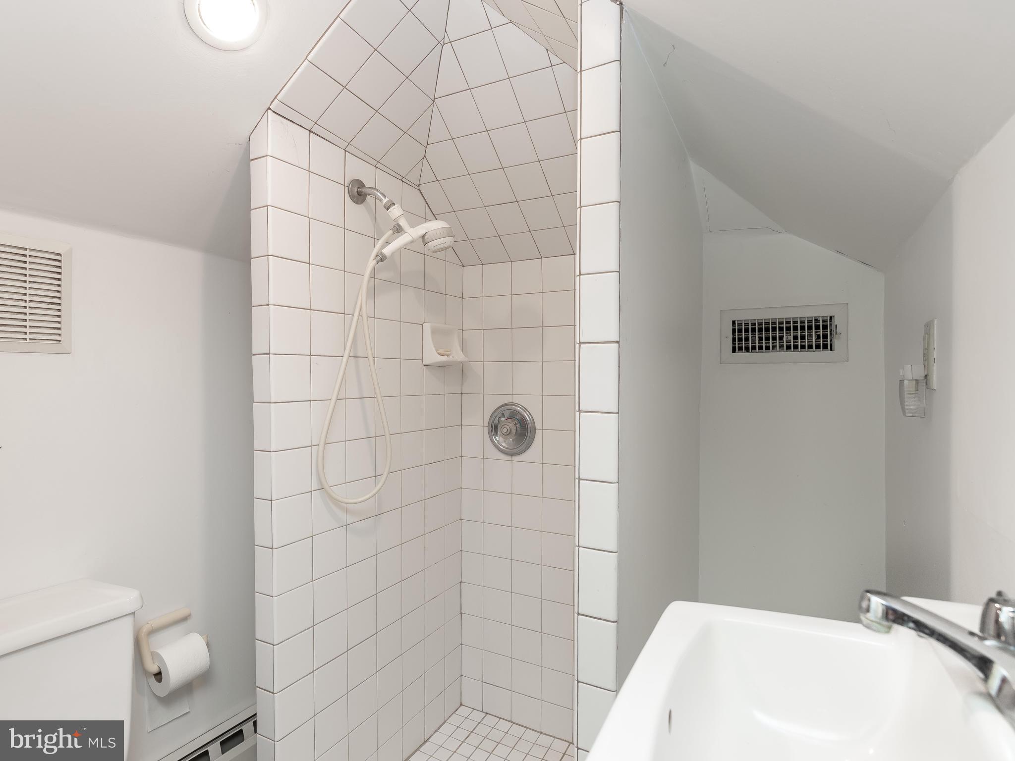 1411 Edgevale Road Wynnewood, PA 19096 - Photo 21 of 25 Gallery Image 21