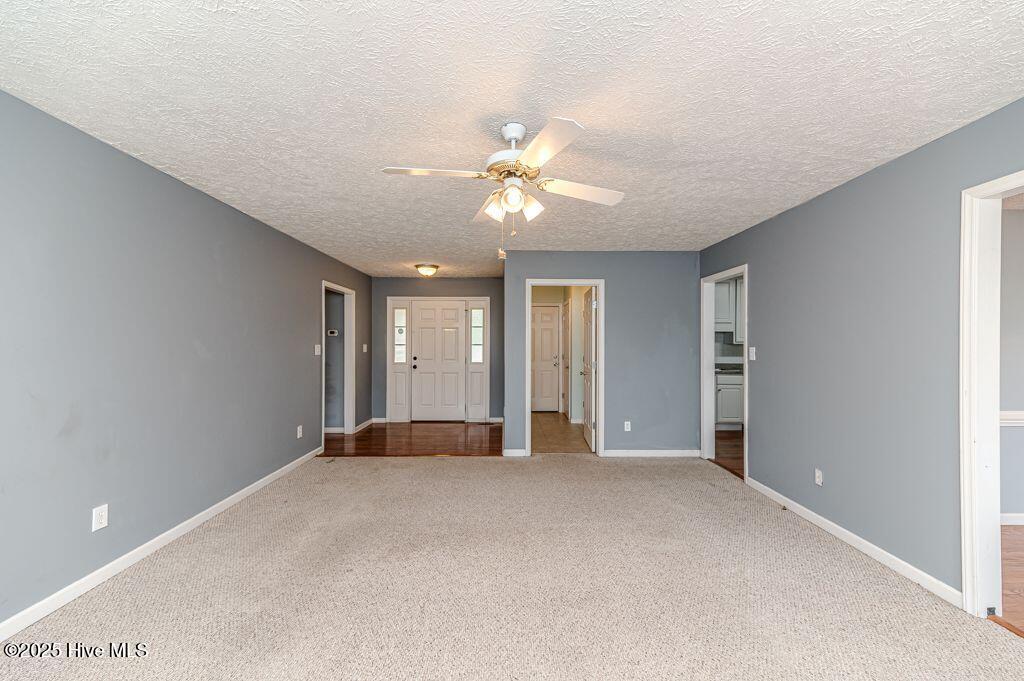 112 Pine Brae Lane Aberdeen, NC 28315 - Photo 10 of 48 pb35