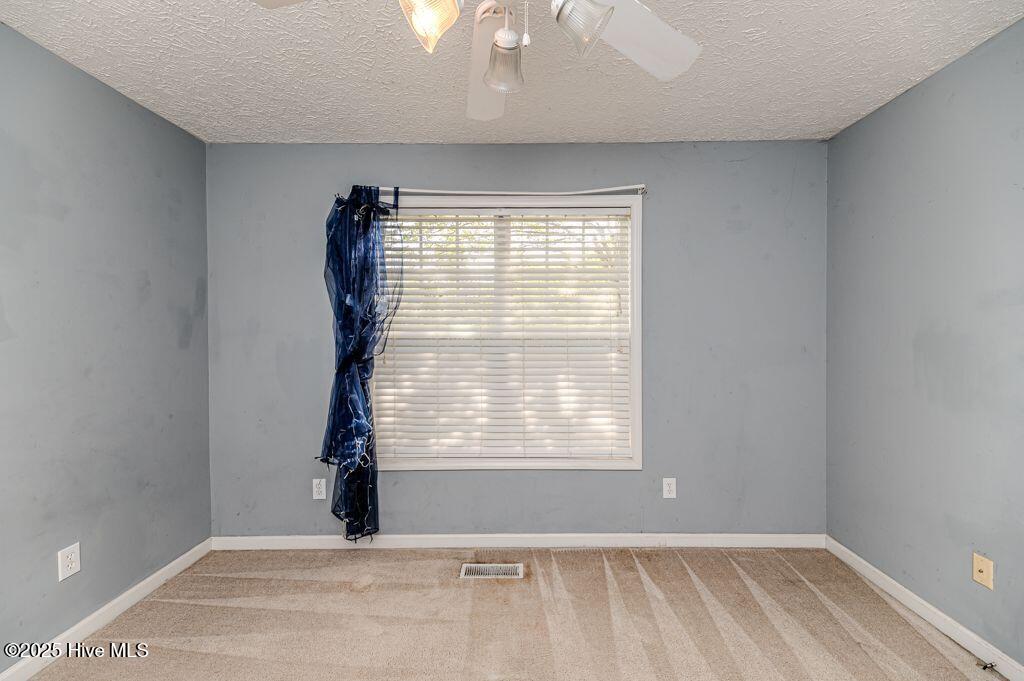 112 Pine Brae Lane Aberdeen, NC 28315 - Photo 29 of 48 pb12