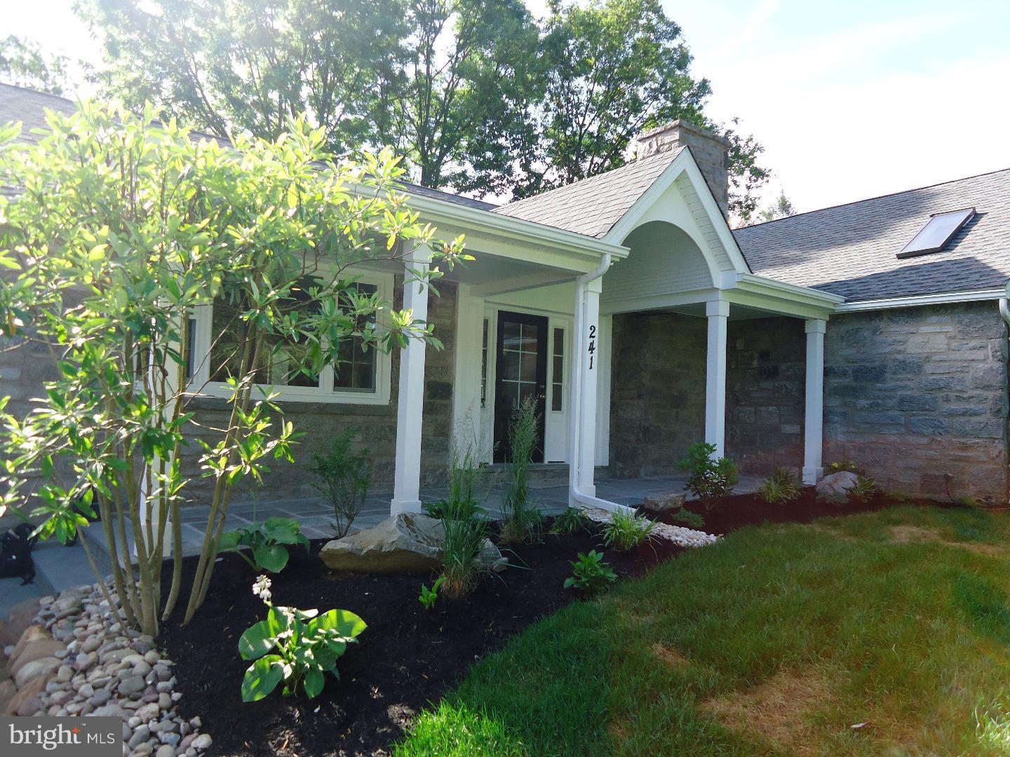 241 Arden Road Broomall, PA 19008 - Photo 2 of 25 Gallery Image 2