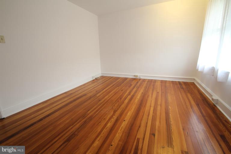 76 Kinship Road Dundalk, MD 21222 - Photo 3 of 18 Bedroom
