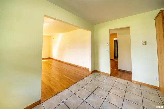 $159,900 | 105 East 9th Street, Delavan, IL 61734